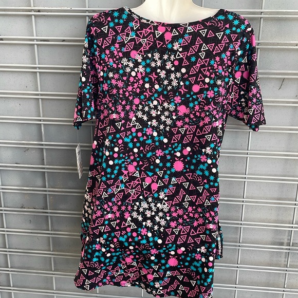 LulaRoe Geometric & Floral Perfect T Top-#0297 - Picture 7 of 12